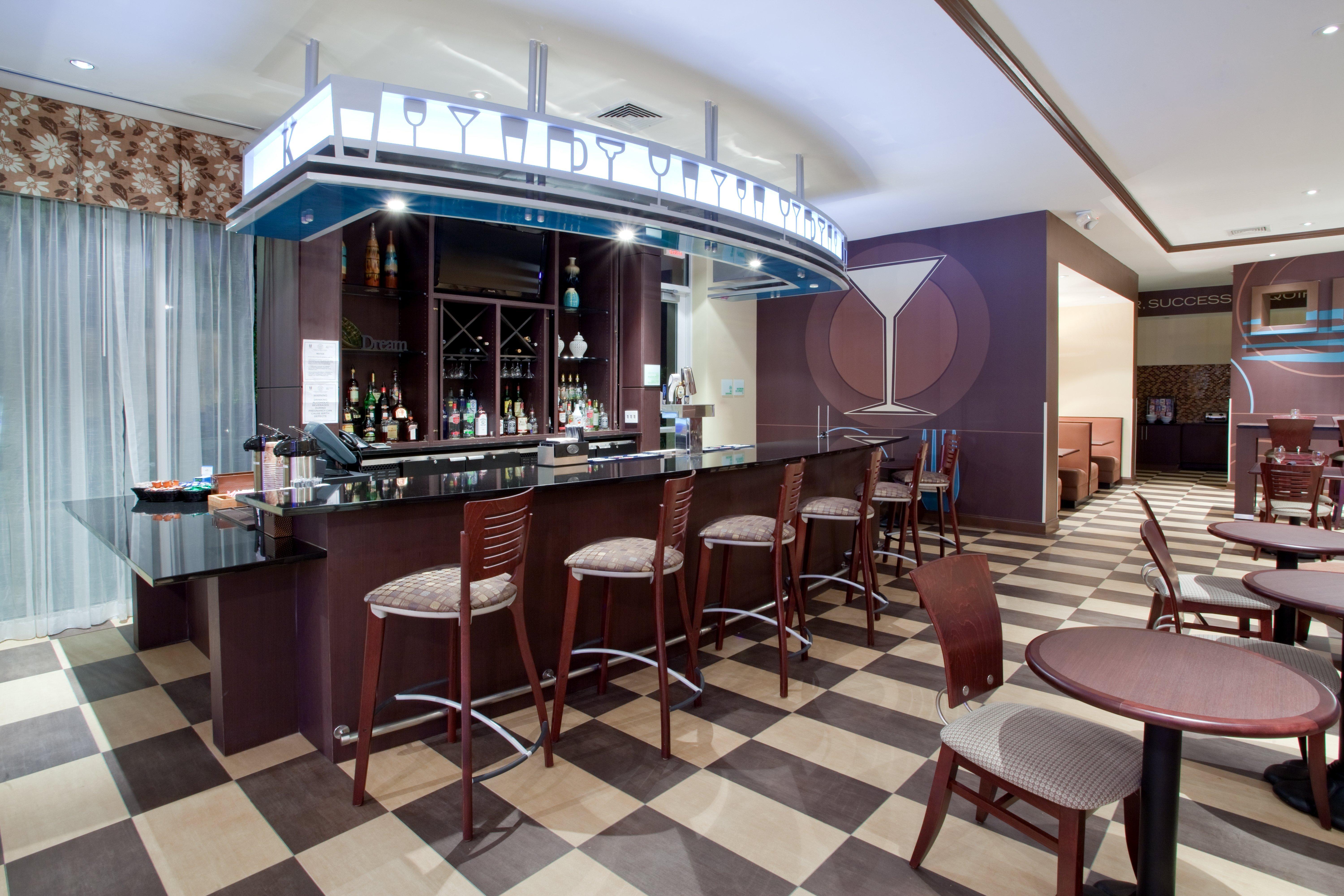 Holiday Inn Macon North By Ihg Экстерьер фото